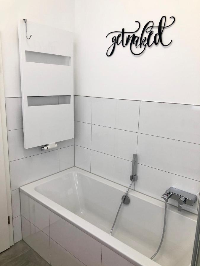 Ferienapartment Warnemuende 2 รอสต็อค ภายนอก รูปภาพ